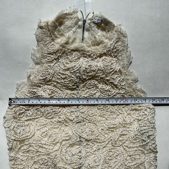 ZARA White Lace  top blouse - Picture 4 of 7